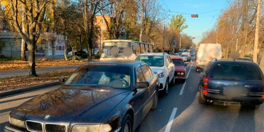 ДТП у Черкасах на перехресті вулиць Хоменка та Смілянська
