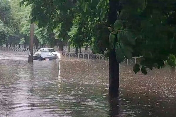 Після зливи у Черкасах затопило декілька вулиць