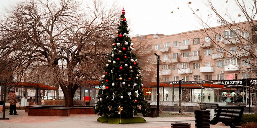 Ялинка у Черкасах
