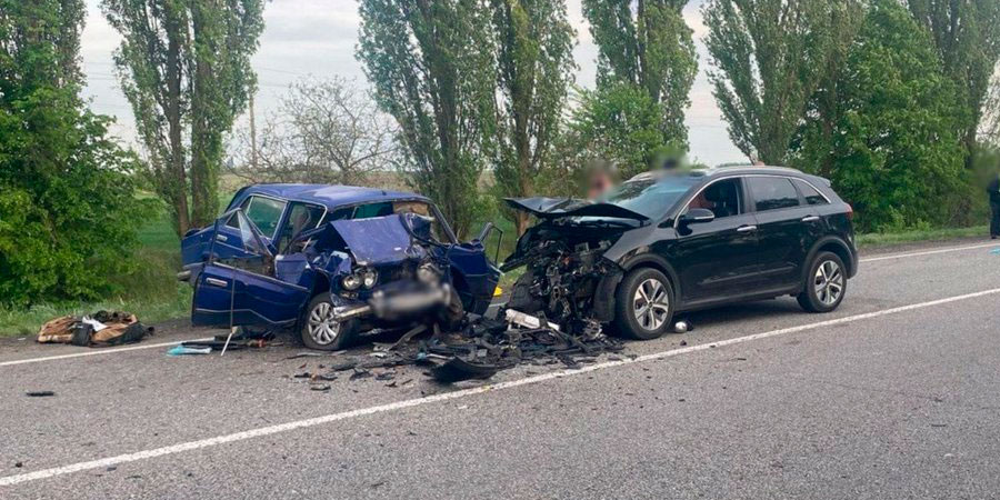 ДТП між ВАЗ-2103 та Kia Niro