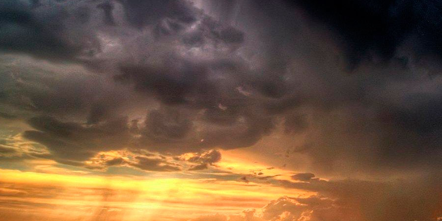 Тривожне небо