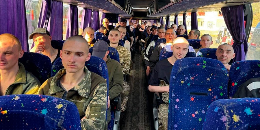 Звільнені із полону захисники