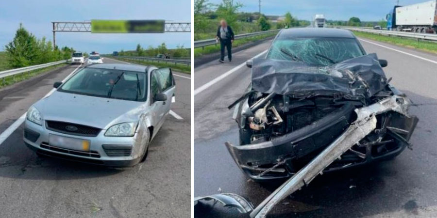 Автомобілі Ford Focus та Skoda Superb після ДТП біля Жашкова