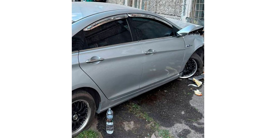 Hyundai Sonata після ДТП