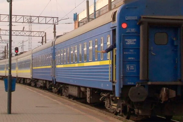 У Кам’янці жінка потрапила під поїзд