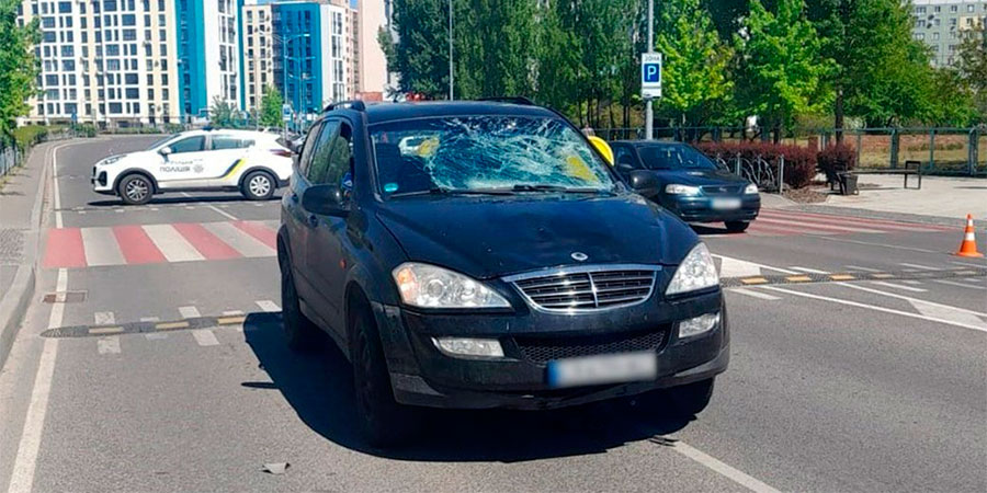 Ssang Yong після зіткнення із самокатом
