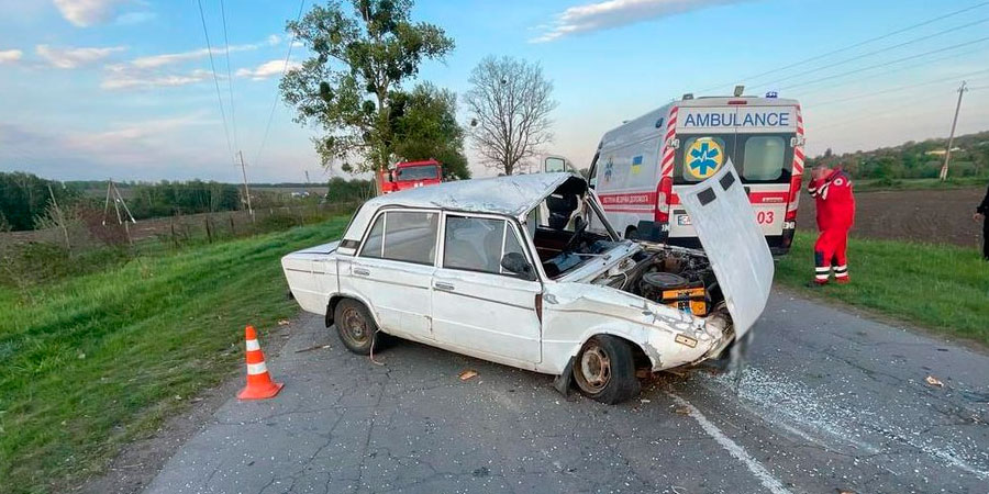 ВАЗ-2106 після ДТП у селі Бужанка