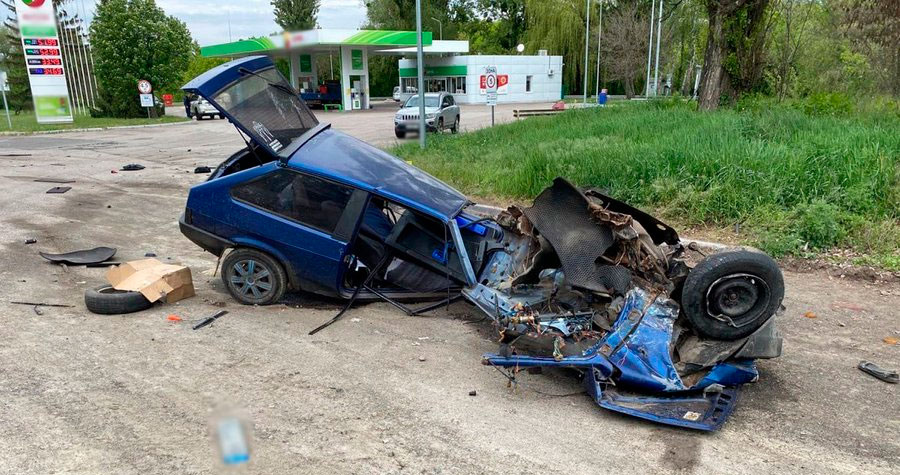 ВАЗ-2108 після ДТП
