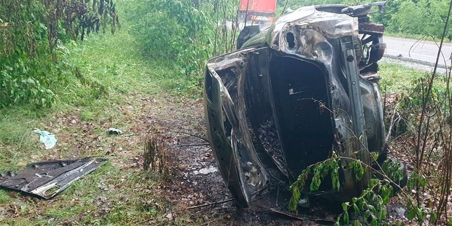 Згорівша Mazda