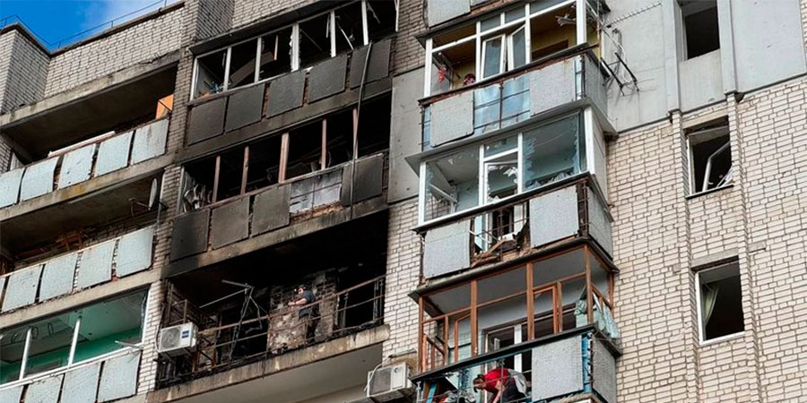 Пошкоджена багатоповерхівка у Смілі
