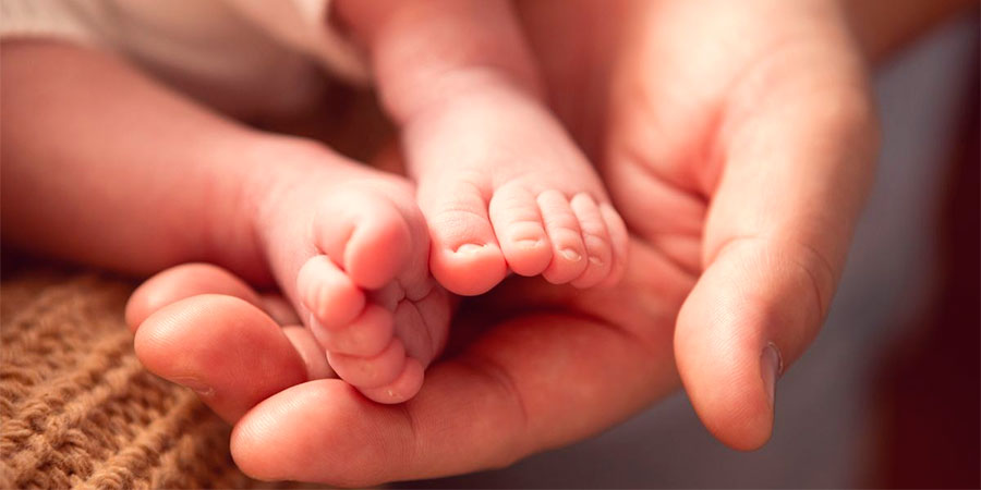 Ніжки новонародженого