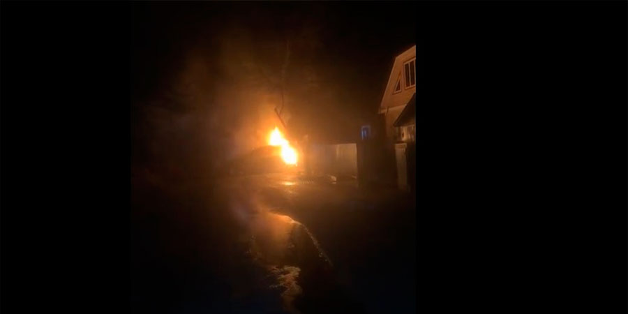 Горить авто