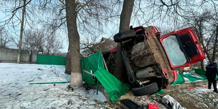 Hyundai Getz після ДТП у селі Теклине