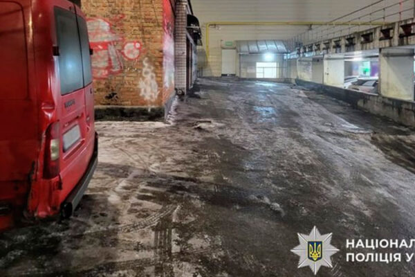 У Черкасах на бульварі Шевченка авто скоїло наїзд на 84-річну жінку