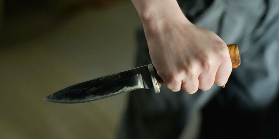 Напад із ножем