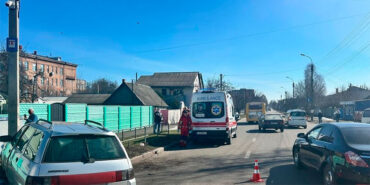 ДТП у Черкасах на перехресті вулиці Надпільної з вулицею Чехова