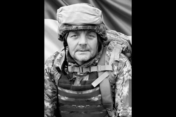 У місті Черкаси попрощалися із захисником Вадимом Торгонським