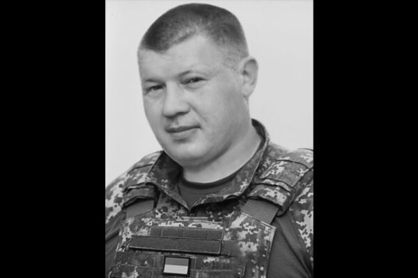 У Черкасах поховали захисника Владислава Котляра