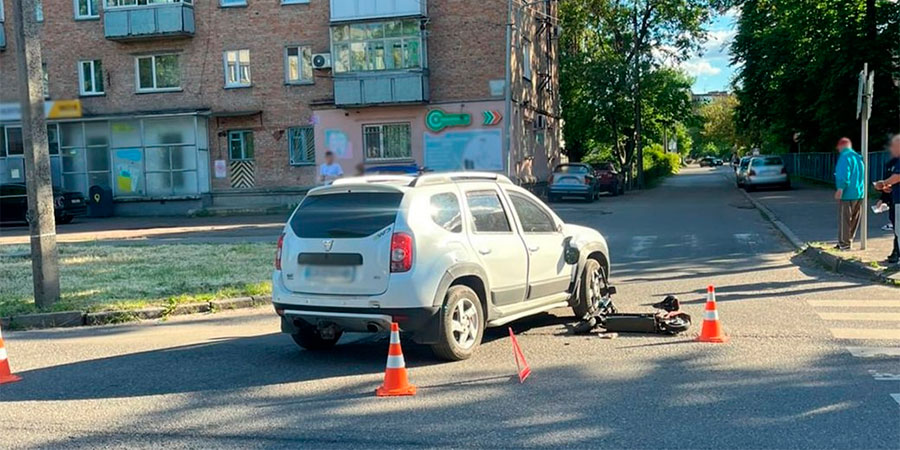 Dacia Duster збив електросамокат у Черкасах
