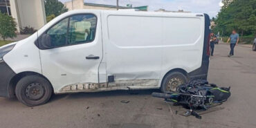 ДТП у Каневі - зіткнулися Opel Vivaro та Musstang MT200-9