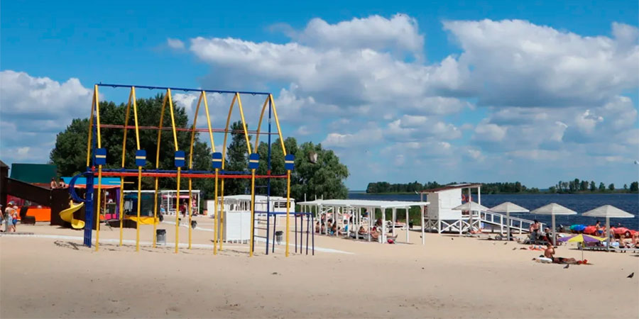 Митницький пляж