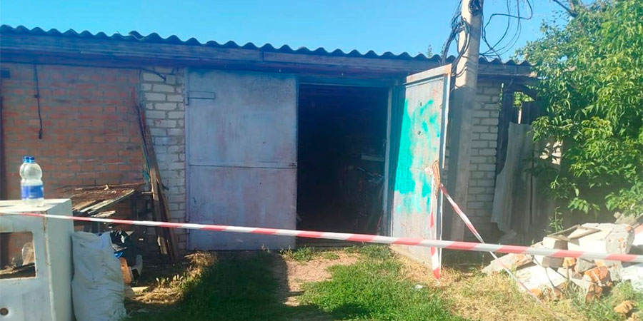 Гараж у Кам'янці, в якому стався замах на вбивство