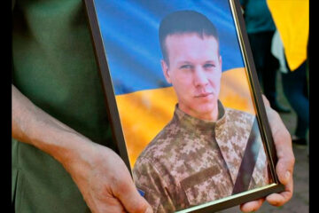 У Чигиринській громаді попрощалися із захисником Валерієм Клименком