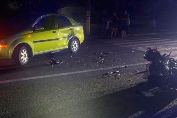 4 серпня у Чорнобаї сталася аварія між авто та мотоциклом