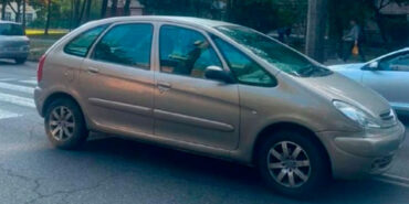 Citroen Picasso після наїзду на жінку у Черкасах