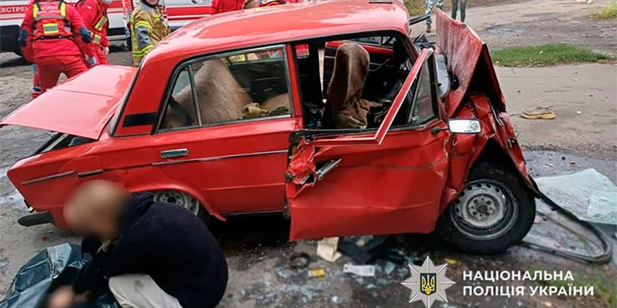 ВАЗ 2106 після смертельної аварії у селі Хутори