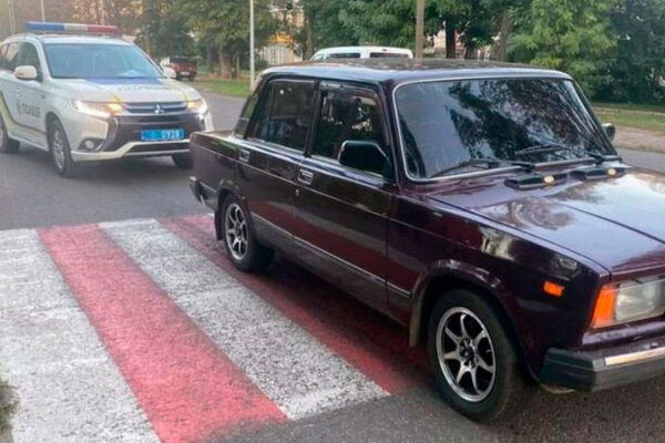 17 вересня у Смілі автомобіль ВАЗ-2107 скоїв наїзд на жінку