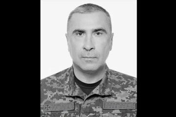 У Черкасах поховали захисника Івана Зорю У Черкасах поховали захисника Івана Зорю