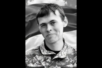 У Черкасах поховали захисника Олександра Січковича У Черкасах поховали захисника Олександра Січковича